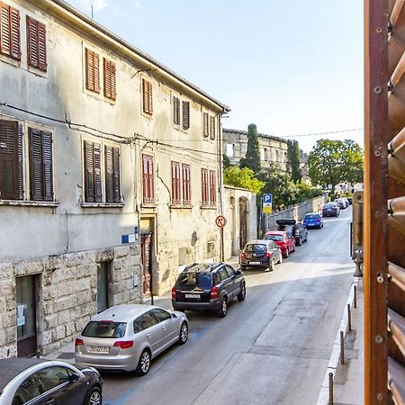 Center Apartment Lori Πούλα Εξωτερικό φωτογραφία